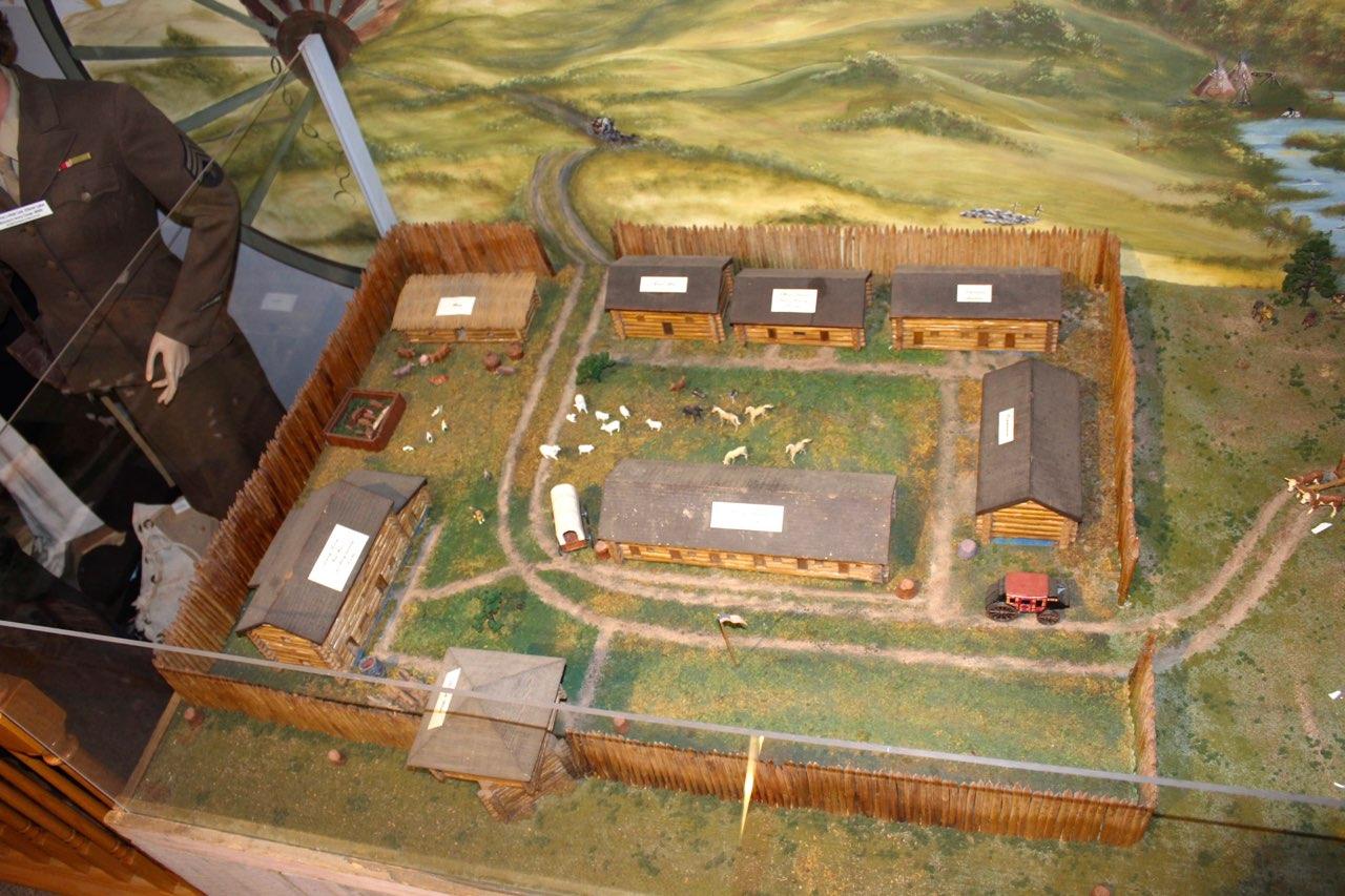 photo of model of Fort Pomme de Terre
