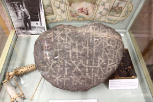 photo of Setterlund Runestone